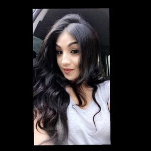 Meet your Posher, Marimar